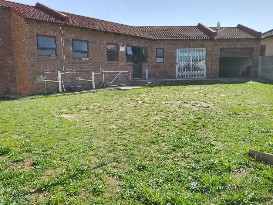 4 Bedroom Property for Sale in Kwadwesi Eastern Cape